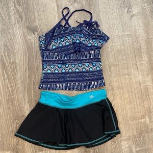 Girls: Bathing suit top & Skirt - Size:14 NWT